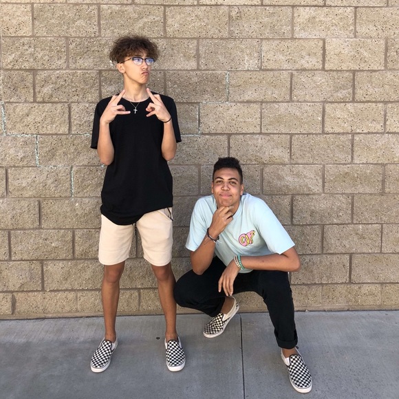 Meet your Posher, Chris - Picture 1 of 1